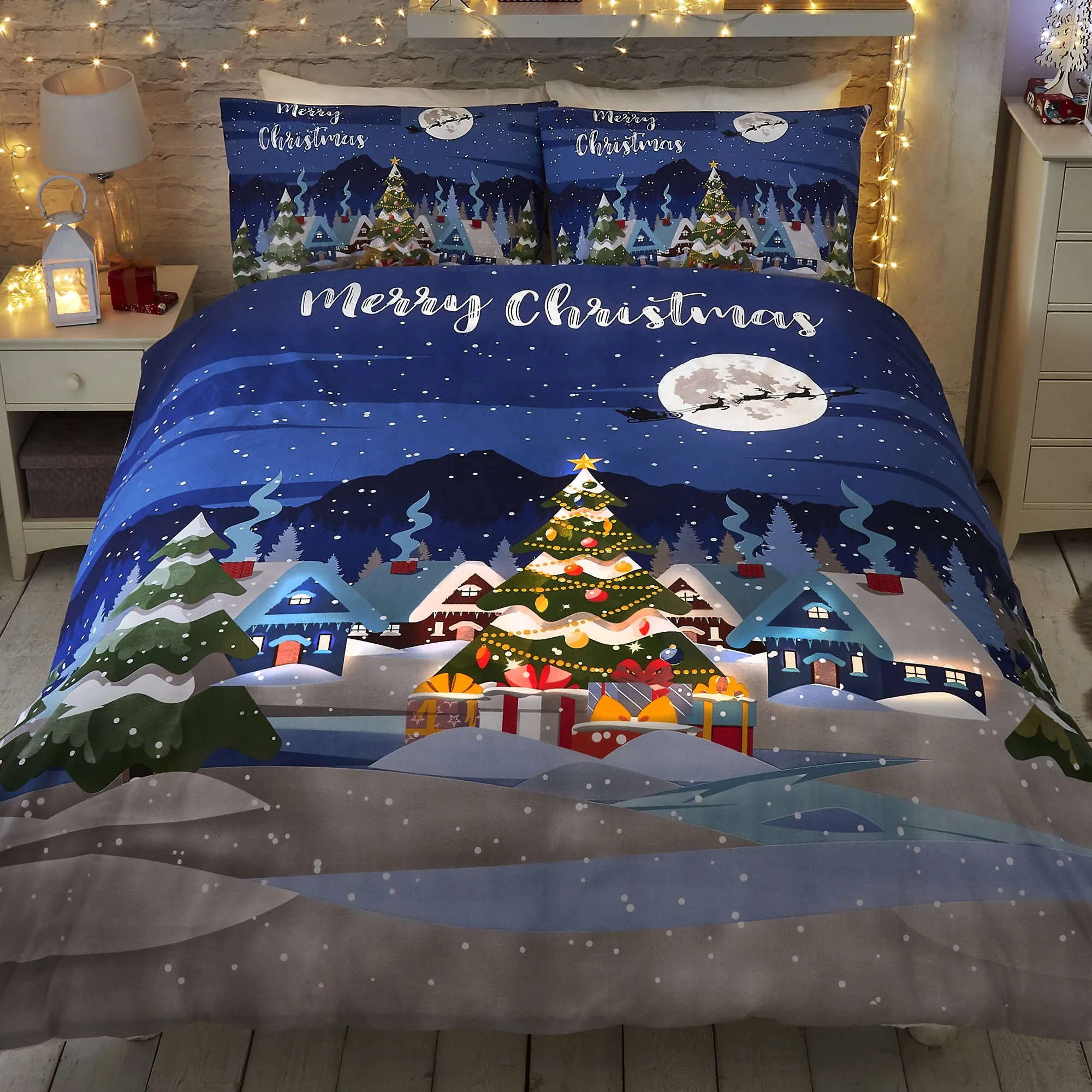 Glow In The Dark Duvet Cover Set by Bedlam Christmas in Multicolour