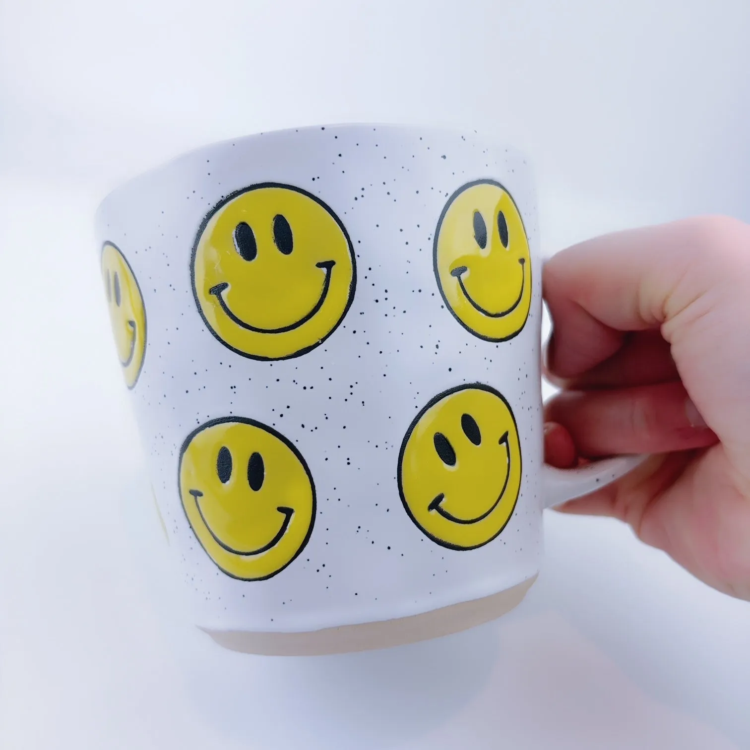 Spectrum Designz Yellow Smiley Face Coffee Mug Tea Cup 21 oz